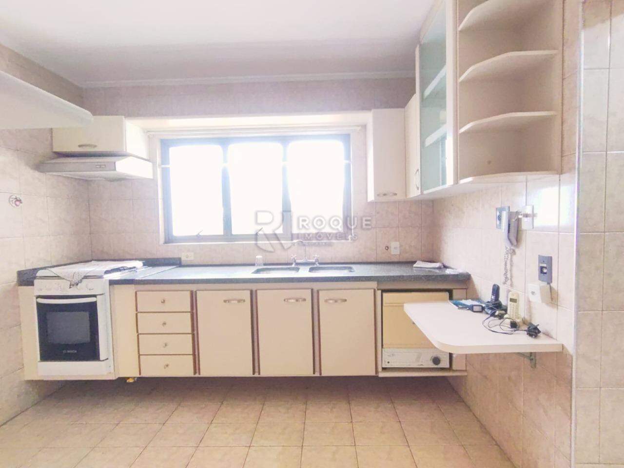 Apartamento para aluguel no bairro Centro: Cozinha
