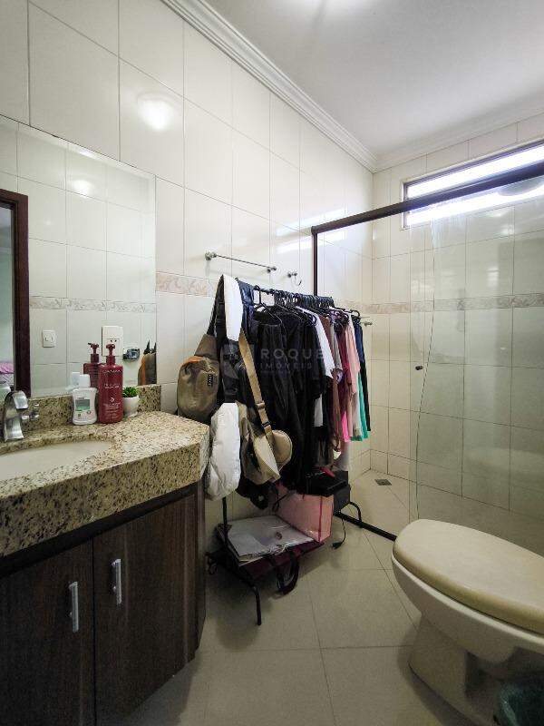 Casa Residencial à venda no bairro Parque Residencial Aeroporto: WC SUÍTE