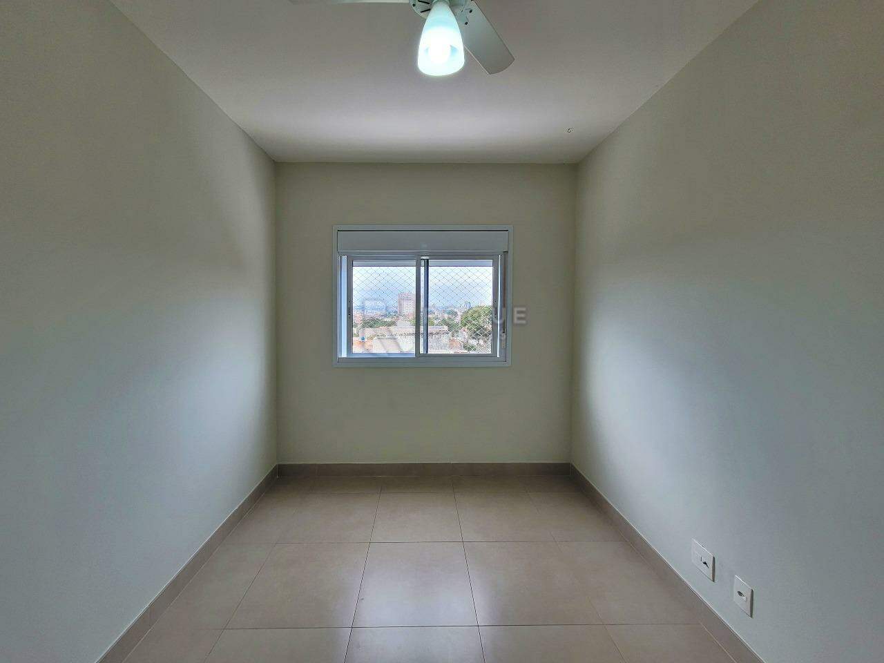 Apartamento à venda no bairro Jardim Santo André: Dormitório 1