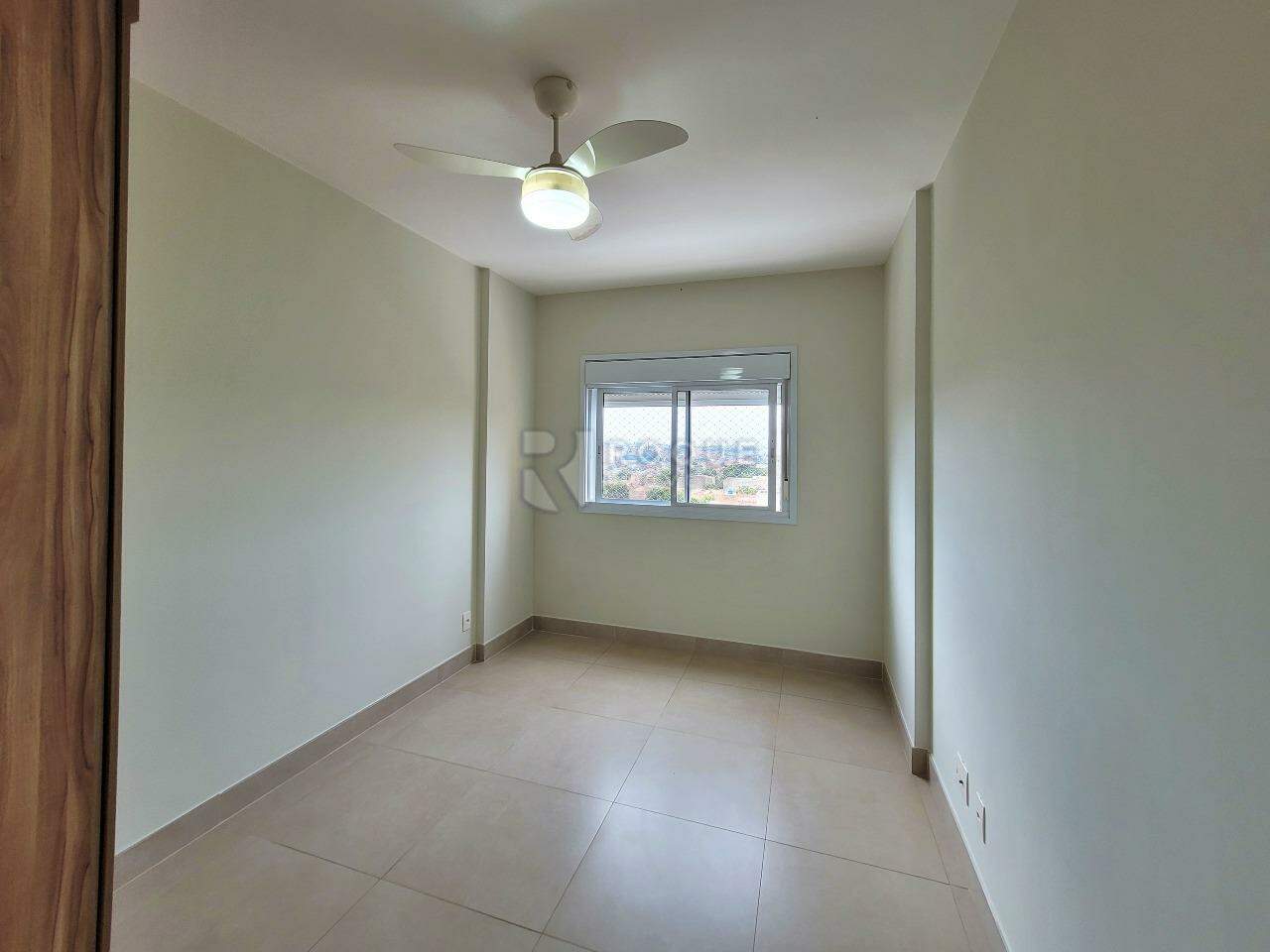 Apartamento à venda no bairro Jardim Santo André: Suíte