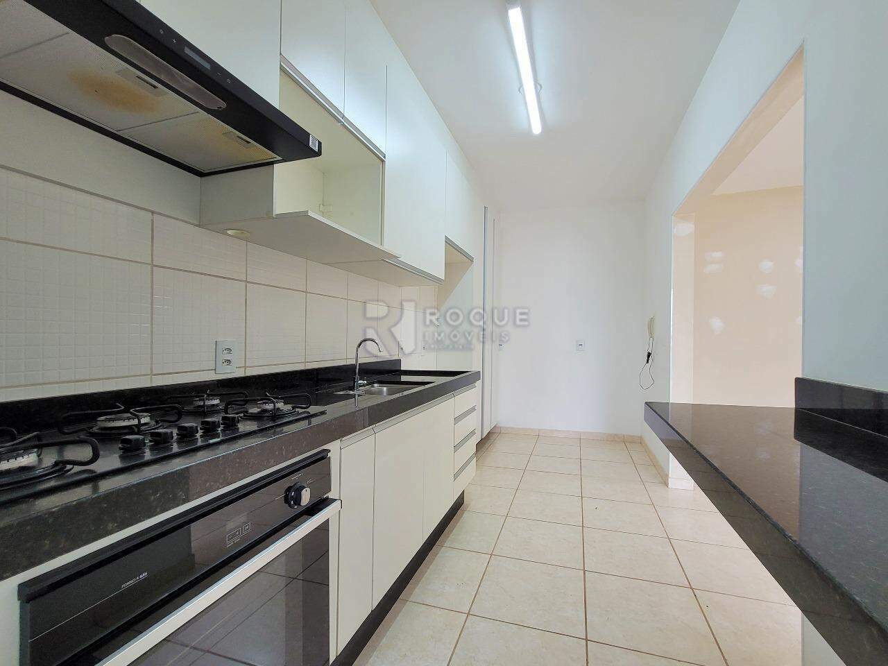 Apartamento à venda no bairro Chácaras Antonieta: Cozinha