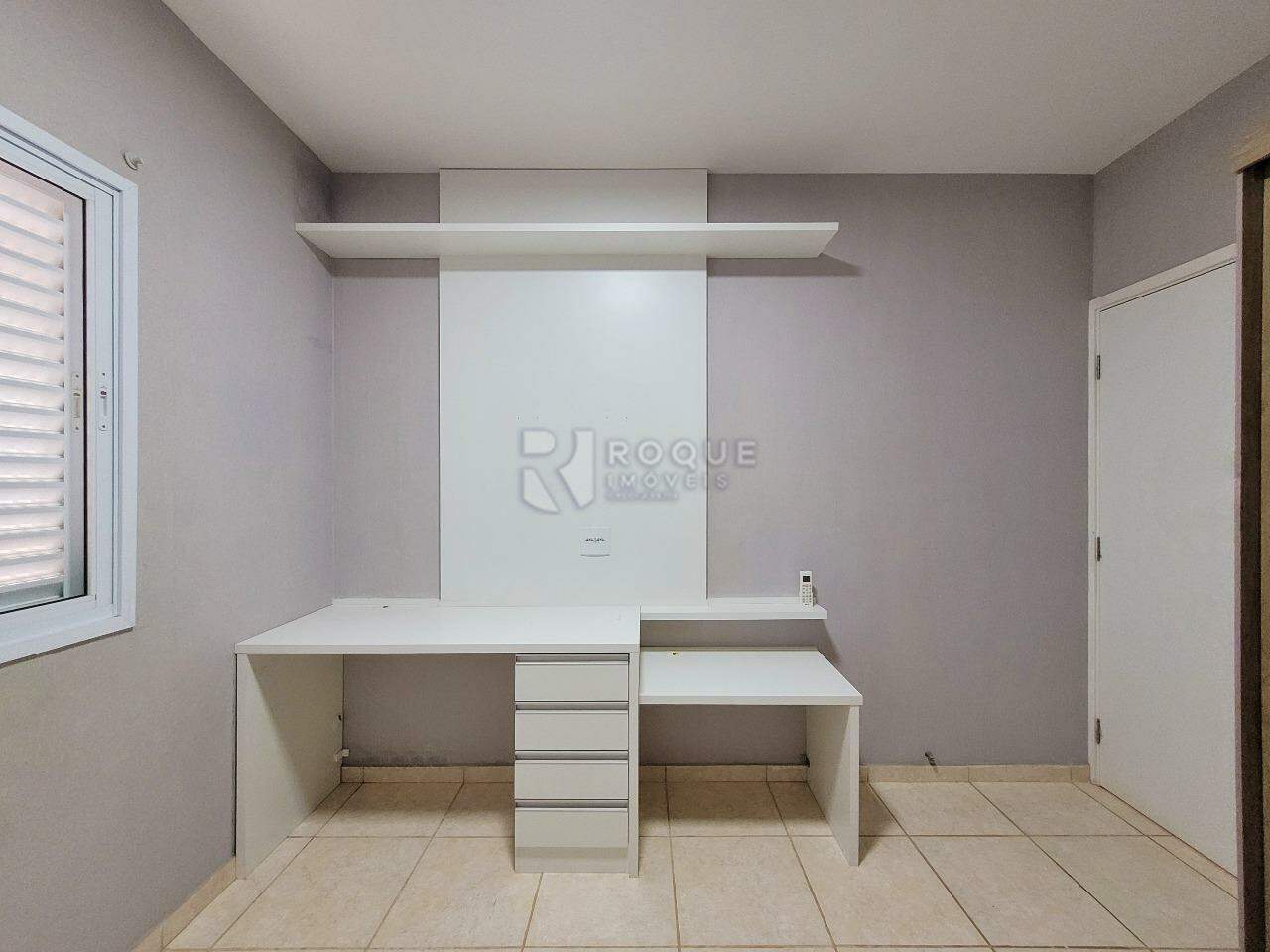 Apartamento à venda no bairro Chácaras Antonieta: Dormitório 1