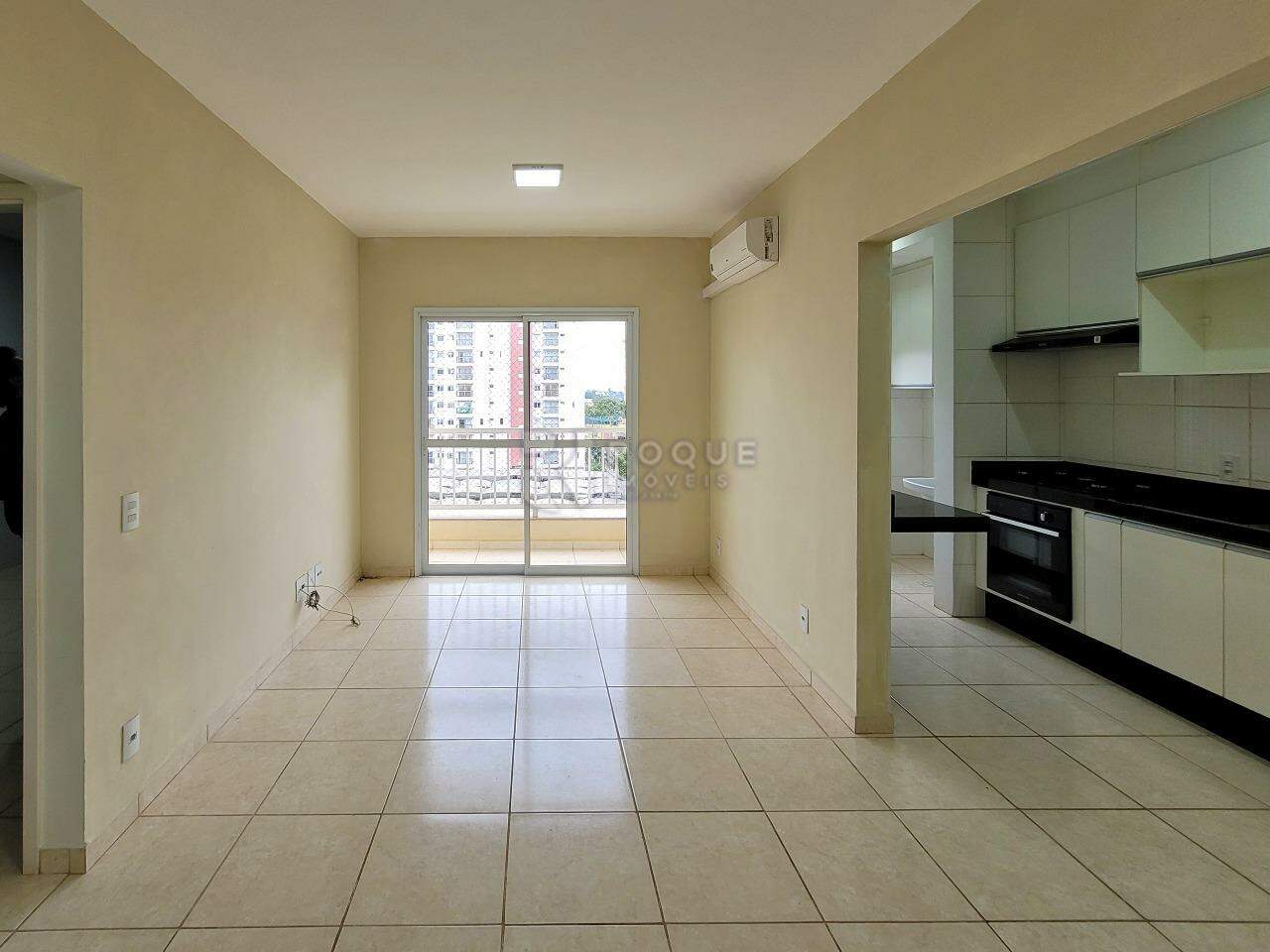 Apartamento à venda no bairro Chácaras Antonieta: Sala