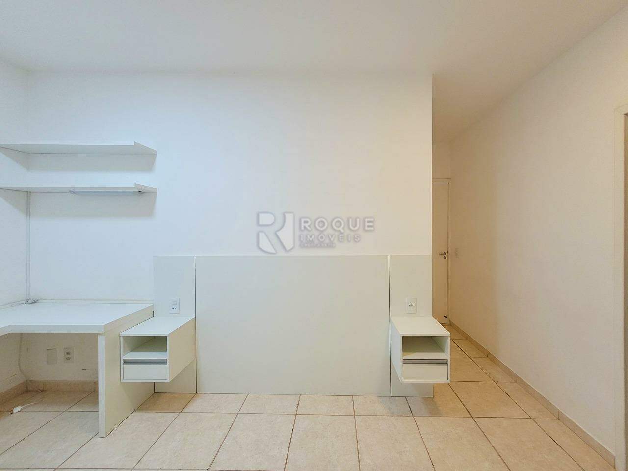 Apartamento à venda no bairro Chácaras Antonieta: Suíte