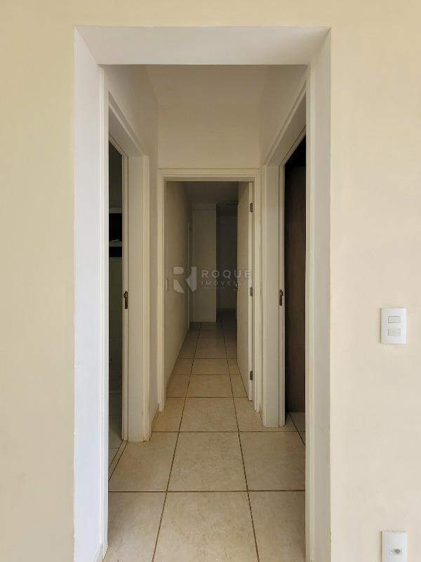 Apartamento à venda no bairro Chácaras Antonieta: Hall