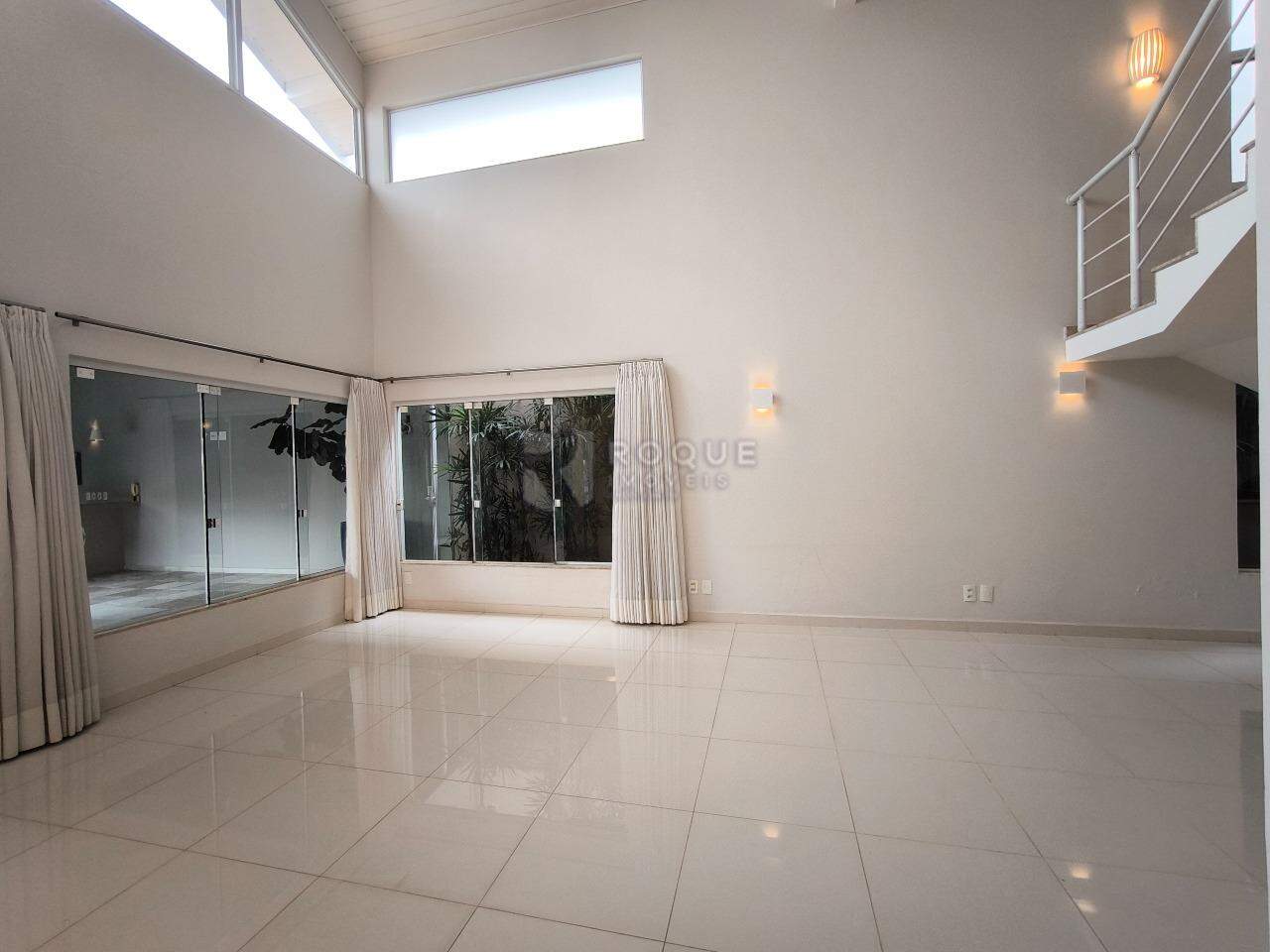 Casa em condomínio à venda no bairro Jardim Residencial Monsenhor Rossi: SALA DE JANTAR