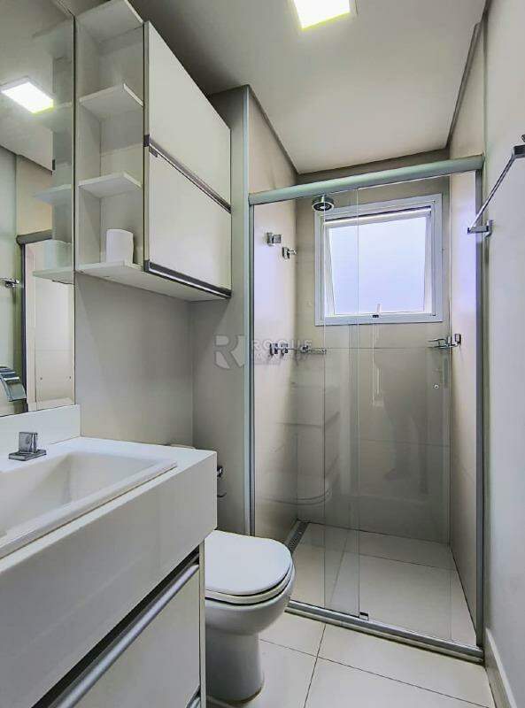 Apartamento para aluguel no bairro Jardim São Roque: Wc suíte