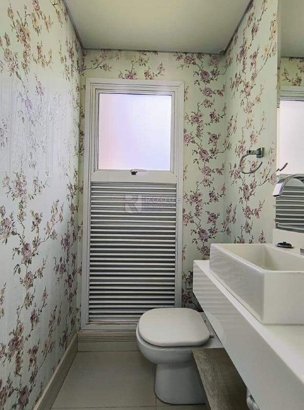 Apartamento para aluguel no bairro Jardim São Roque: Lavabo