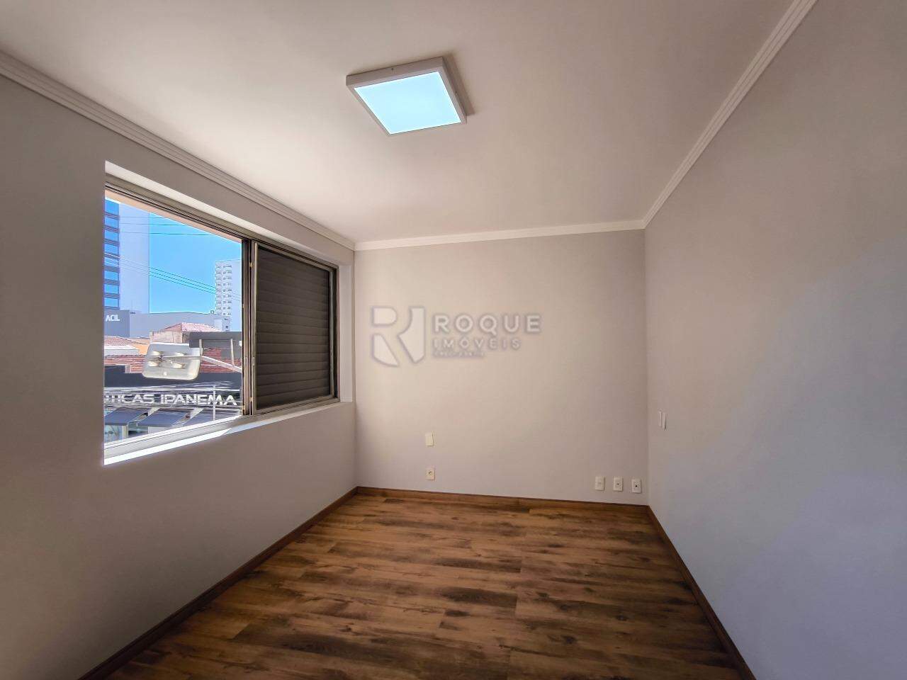 Apartamento à venda no bairro Centro: SUÍTE