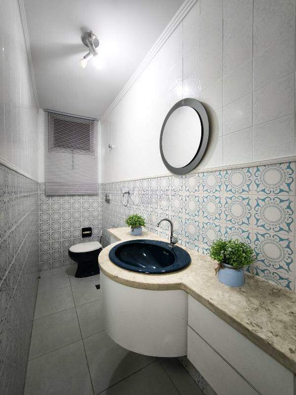Apartamento à venda no bairro Centro: LAVABO