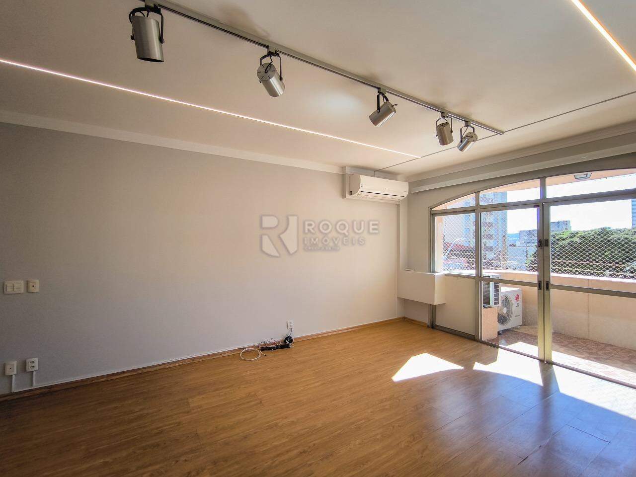 Apartamento à venda no bairro Centro: SALA DE ESTAR