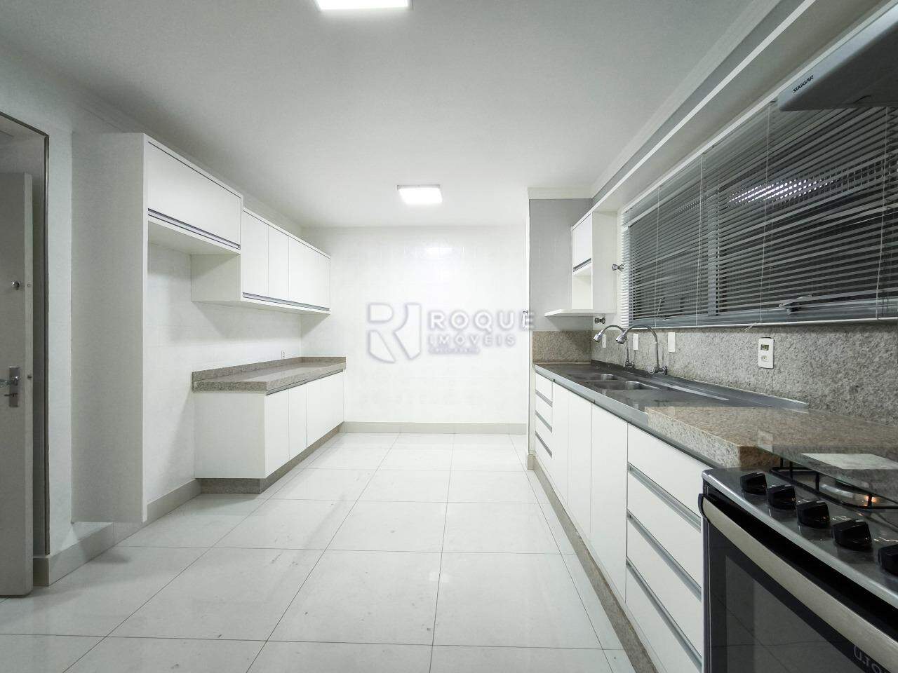 Apartamento à venda no bairro Centro: COZINHA