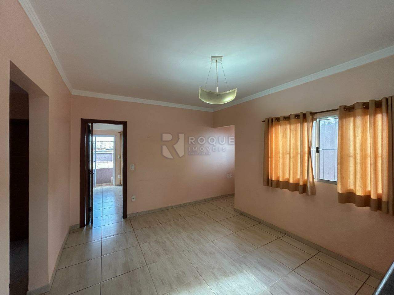 Casa Residencial para aluguel no bairro Jardim Santa Catarina: Copa