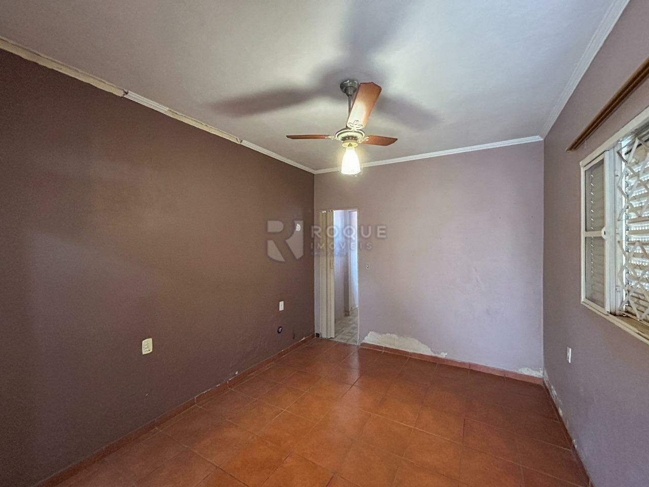Casa Residencial para aluguel no bairro Jardim Santa Catarina: Dormitório fundo suíte
