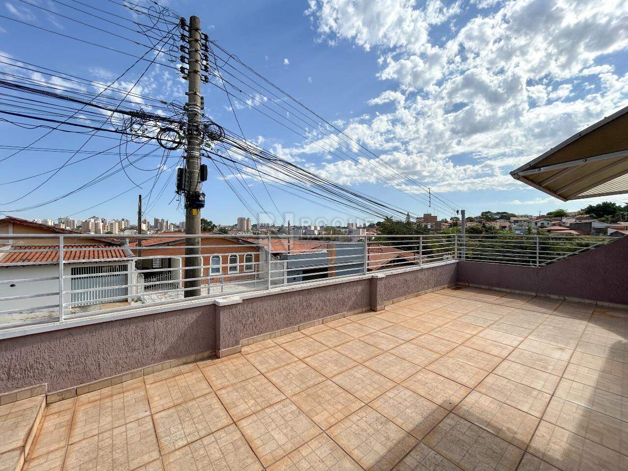 Casa Residencial para aluguel no bairro Jardim Santa Catarina: Frente