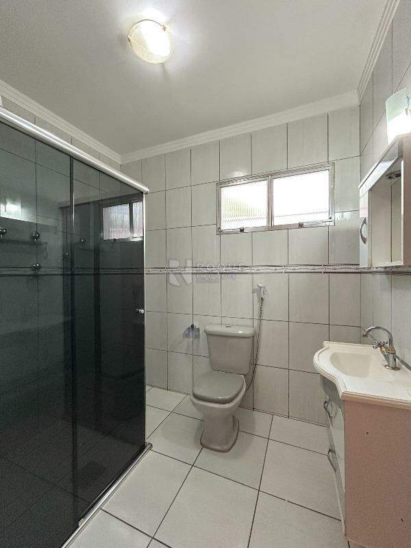 Casa Residencial para aluguel no bairro Jardim Santa Catarina: WC social
