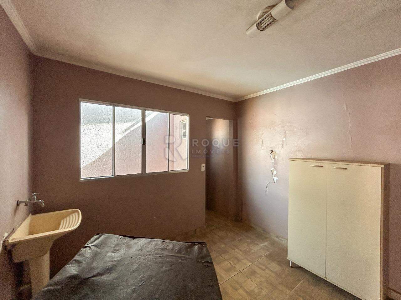 Casa Residencial para aluguel no bairro Jardim Santa Catarina: Área de serviço