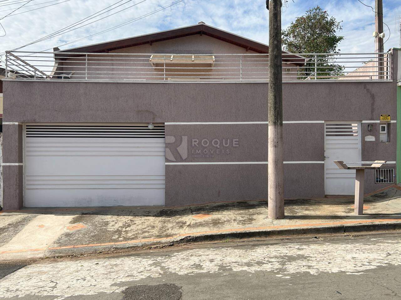 Casa Residencial para aluguel no bairro Jardim Santa Catarina: Fachada 