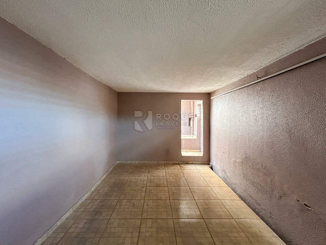 Casa Residencial para aluguel no bairro Jardim Santa Catarina: Garagem