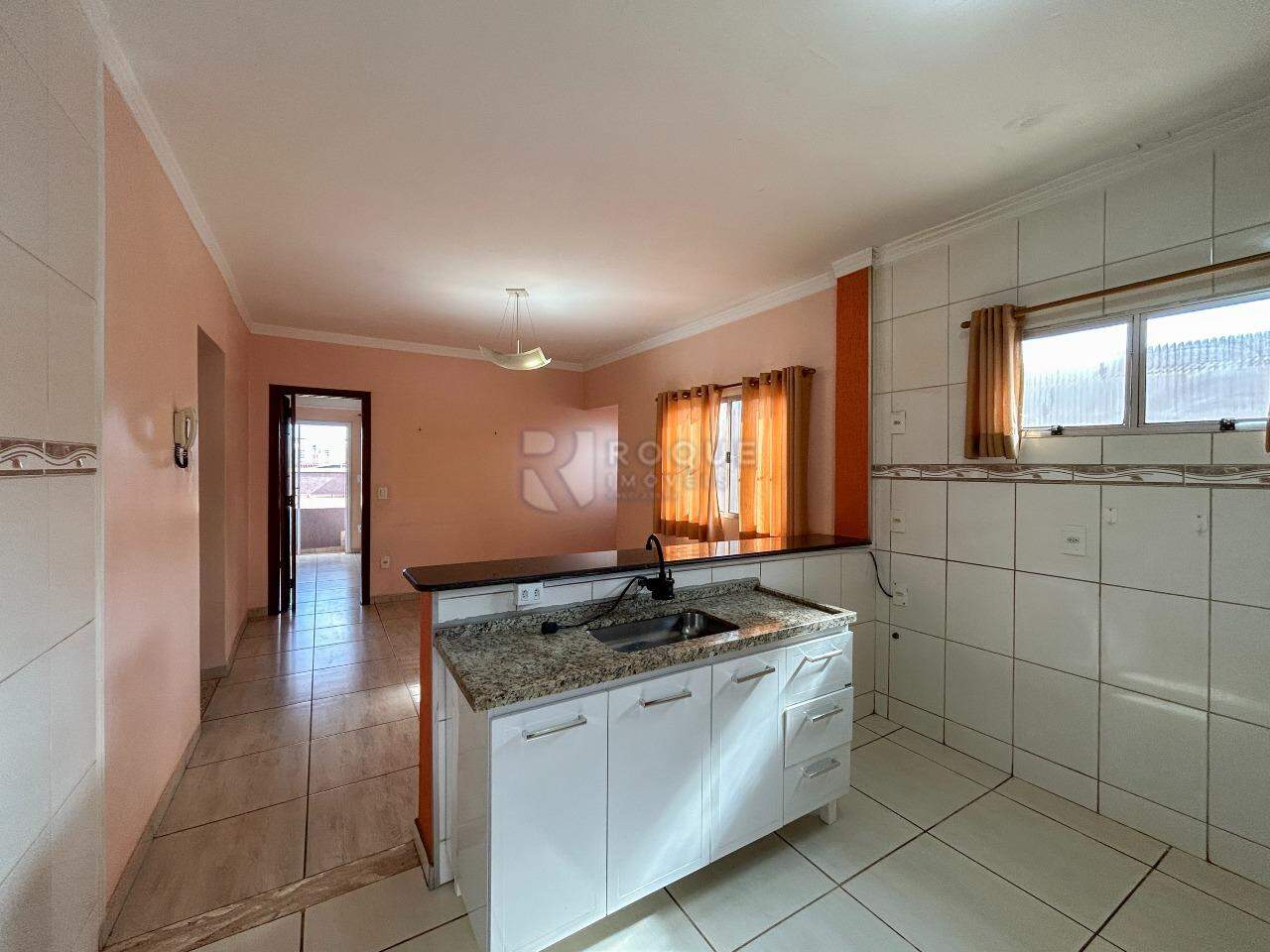 Casa Residencial para aluguel no bairro Jardim Santa Catarina: Cozinha