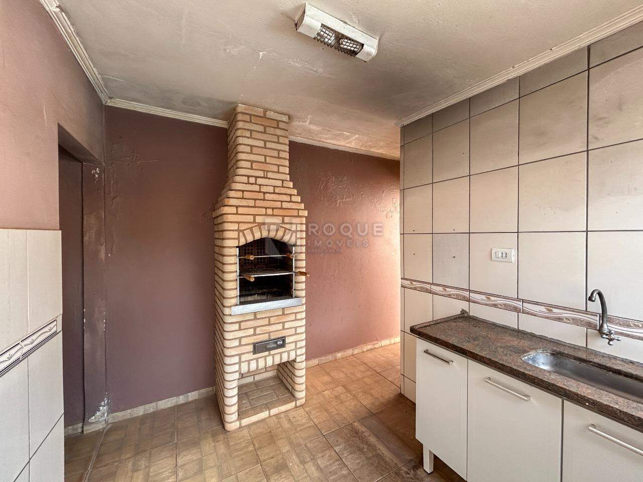 Casa Residencial para aluguel no bairro Jardim Santa Catarina: Churrasqueira / Cozinha