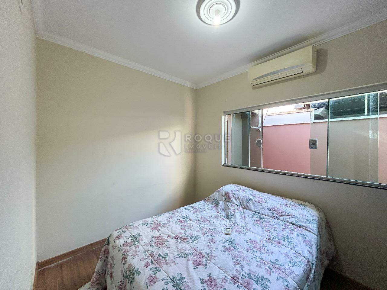 Casa Residencial para aluguel no bairro Jardim Porto Real IV: Dormitório 1