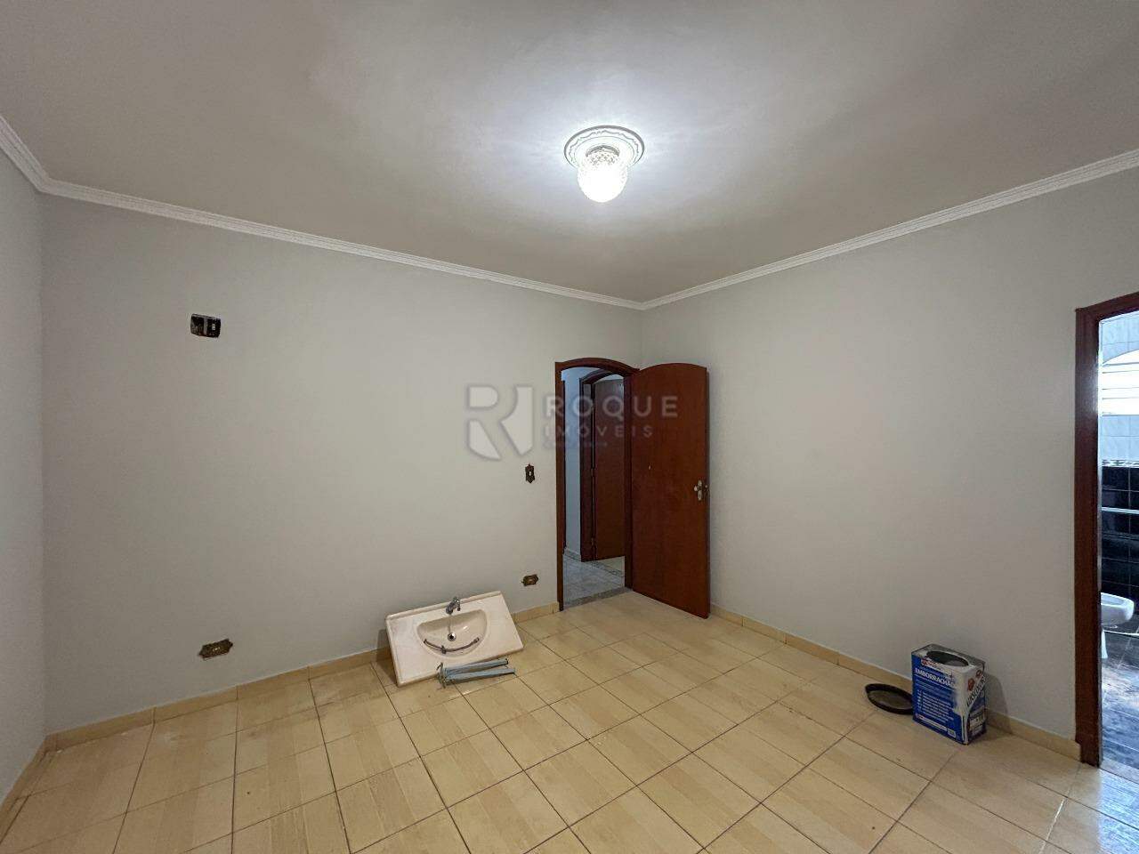 Casa Residencial para aluguel no bairro Parque Residencial Aeroporto: Dormitório 3 suíte