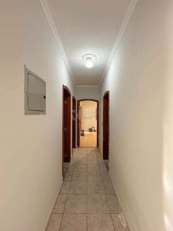 Casa Residencial para aluguel no bairro Parque Residencial Aeroporto: Hall