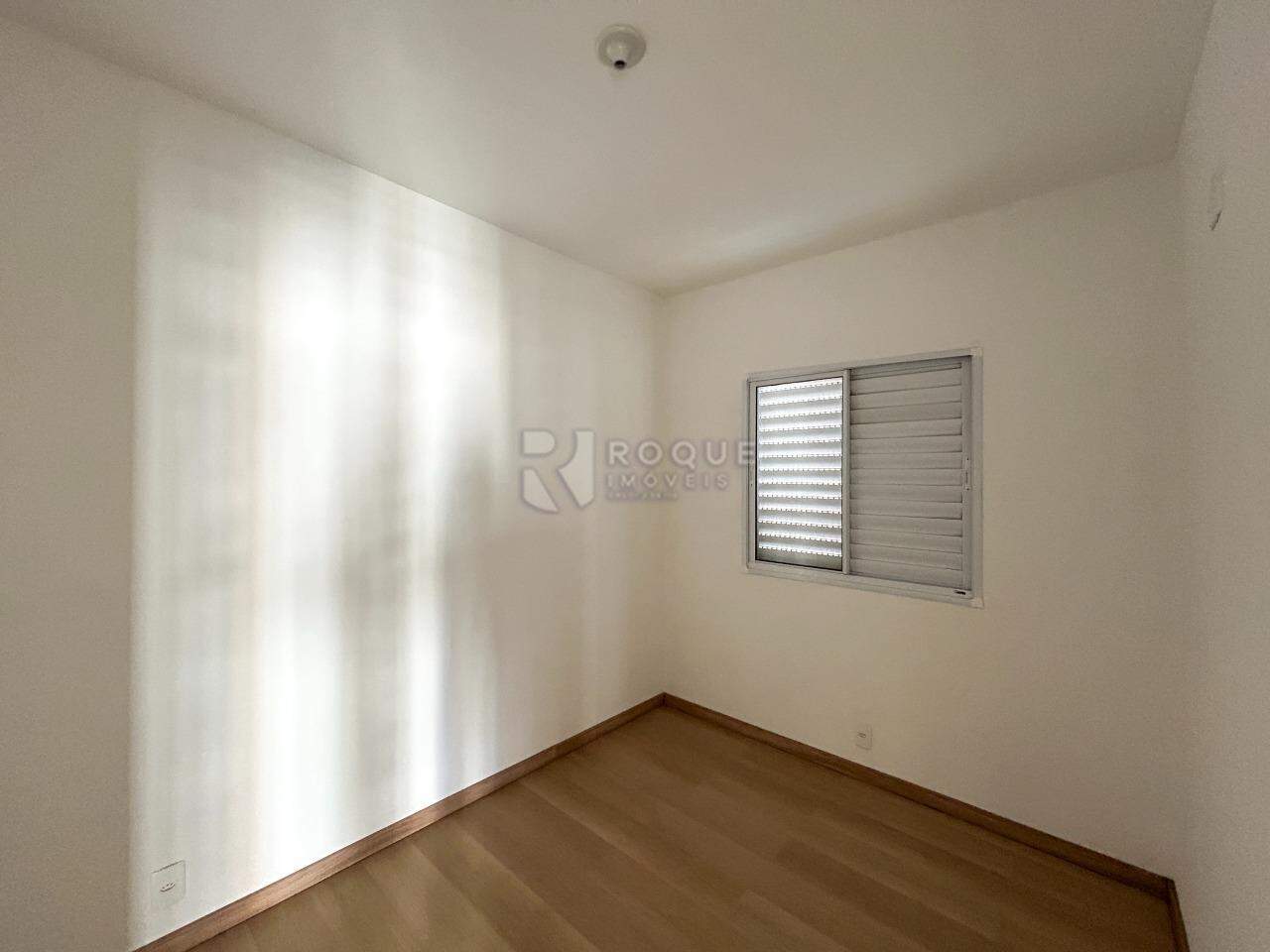 Apartamento para aluguel no bairro Jardim Santa Adélia: Dormitório 2
