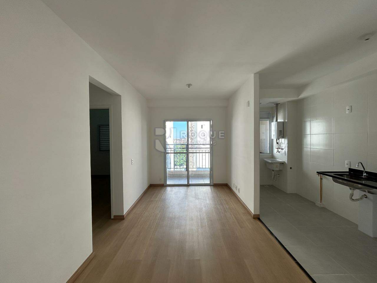 Apartamento para aluguel no bairro Jardim Santa Adélia: Sala 