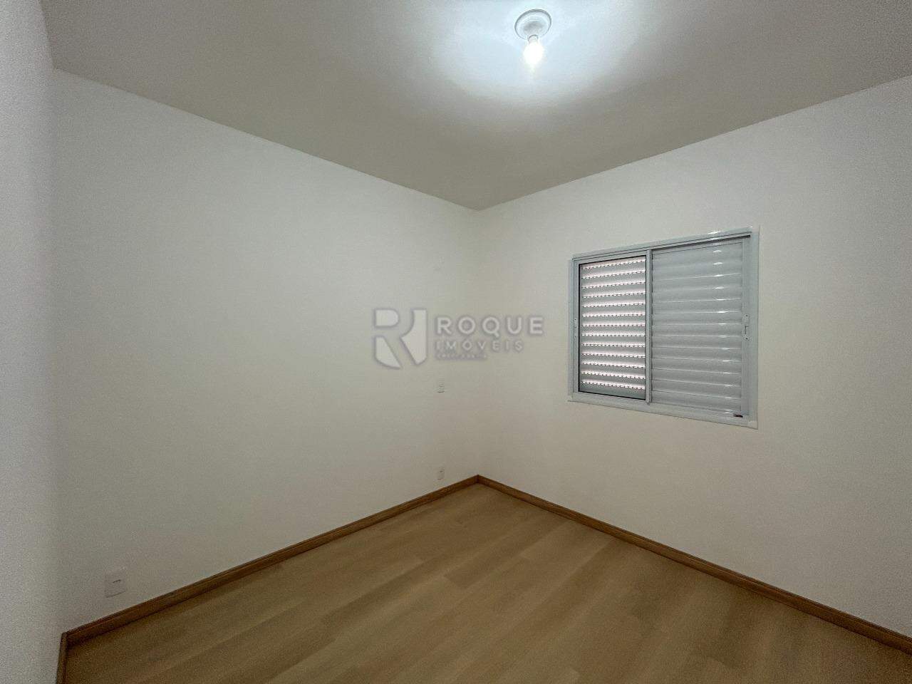 Apartamento para aluguel no bairro Jardim Santa Adélia: Dormitório 1