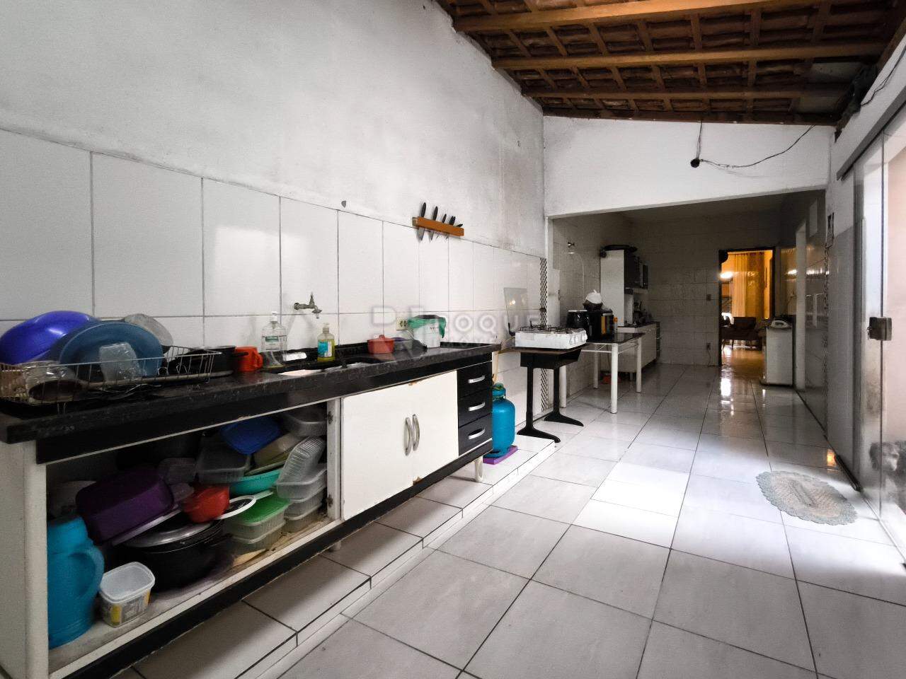 Casa Residencial à venda no bairro Jardim Ipanema: COZINHA