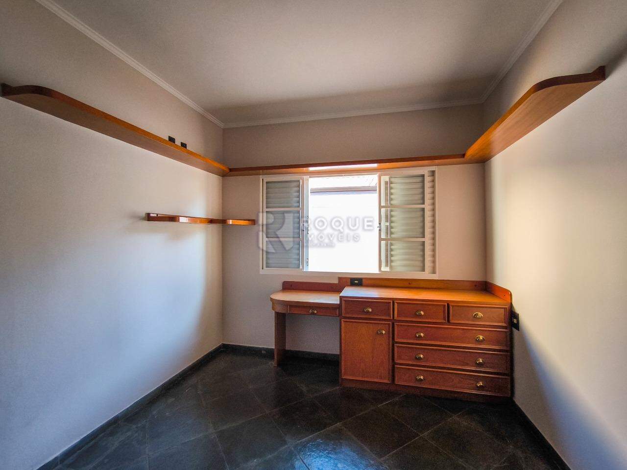 Casa em condomínio à venda no bairro Jardim Residencial Monsenhor Rossi: DORMITÓRIO 1