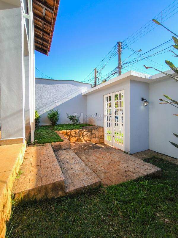 Casa em condomínio à venda no bairro Jardim Residencial Monsenhor Rossi: ENTRADA