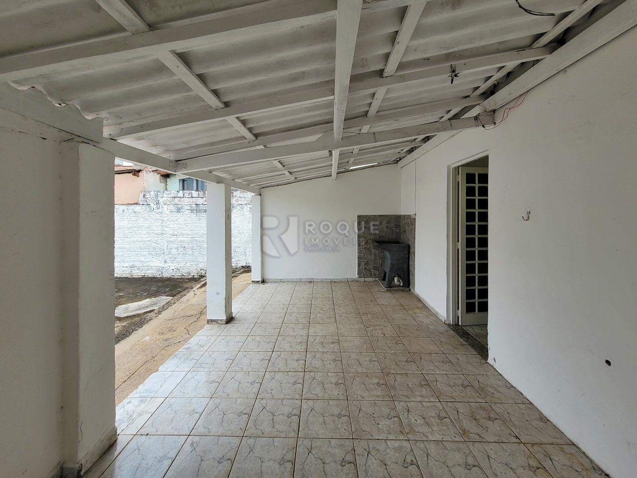 Casa Residencial à venda no bairro Vila Cristovam: Área de serviço