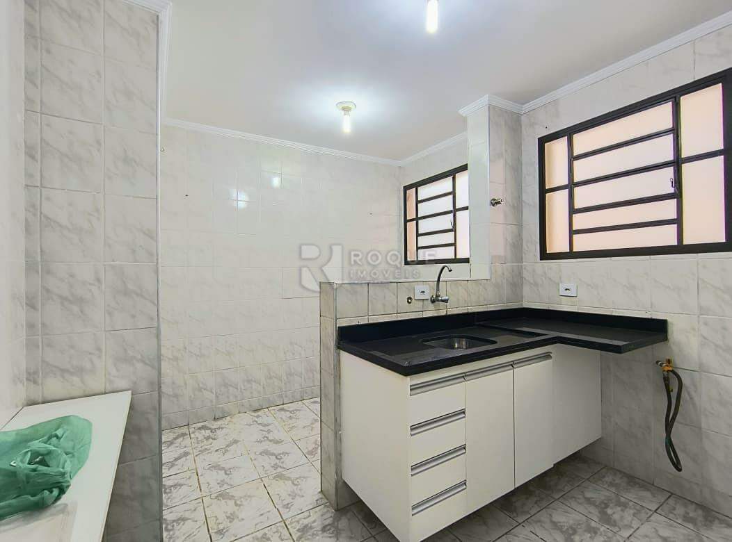 Apartamento para aluguel no bairro Jardim Ipiranga: Cozinha 