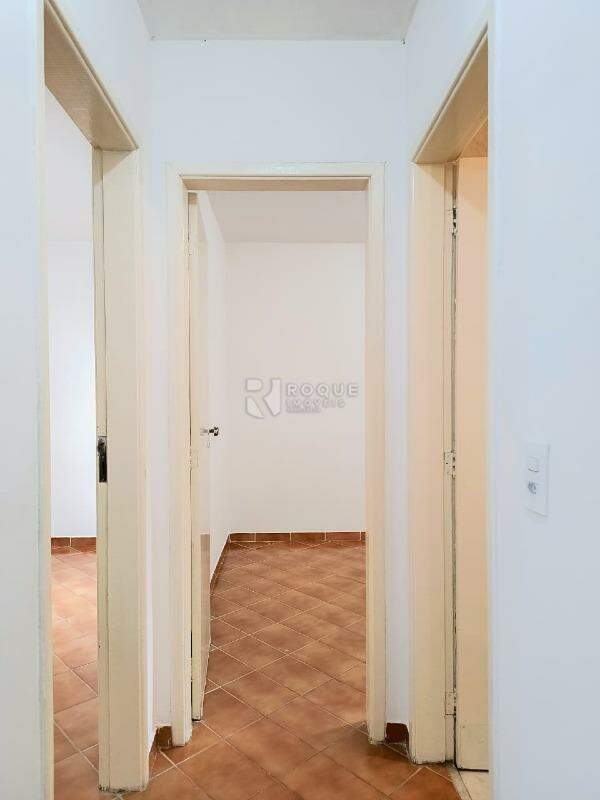 Apartamento para aluguel no bairro Jardim Ipiranga: Hall