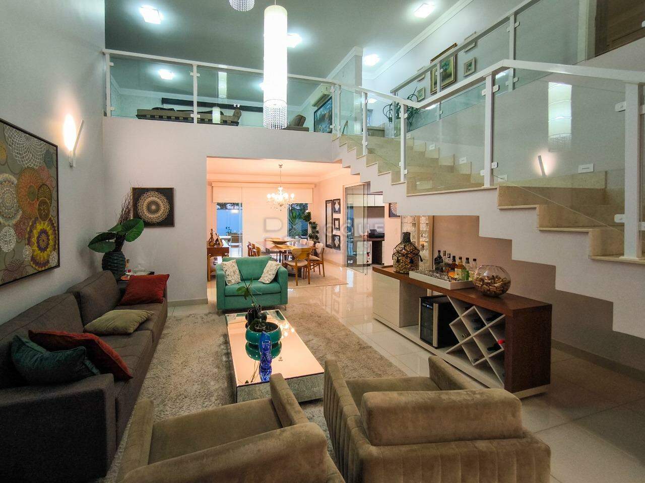 Casa em condomínio à venda no bairro Residencial Ilha de Bali: SALA DE ESTAR