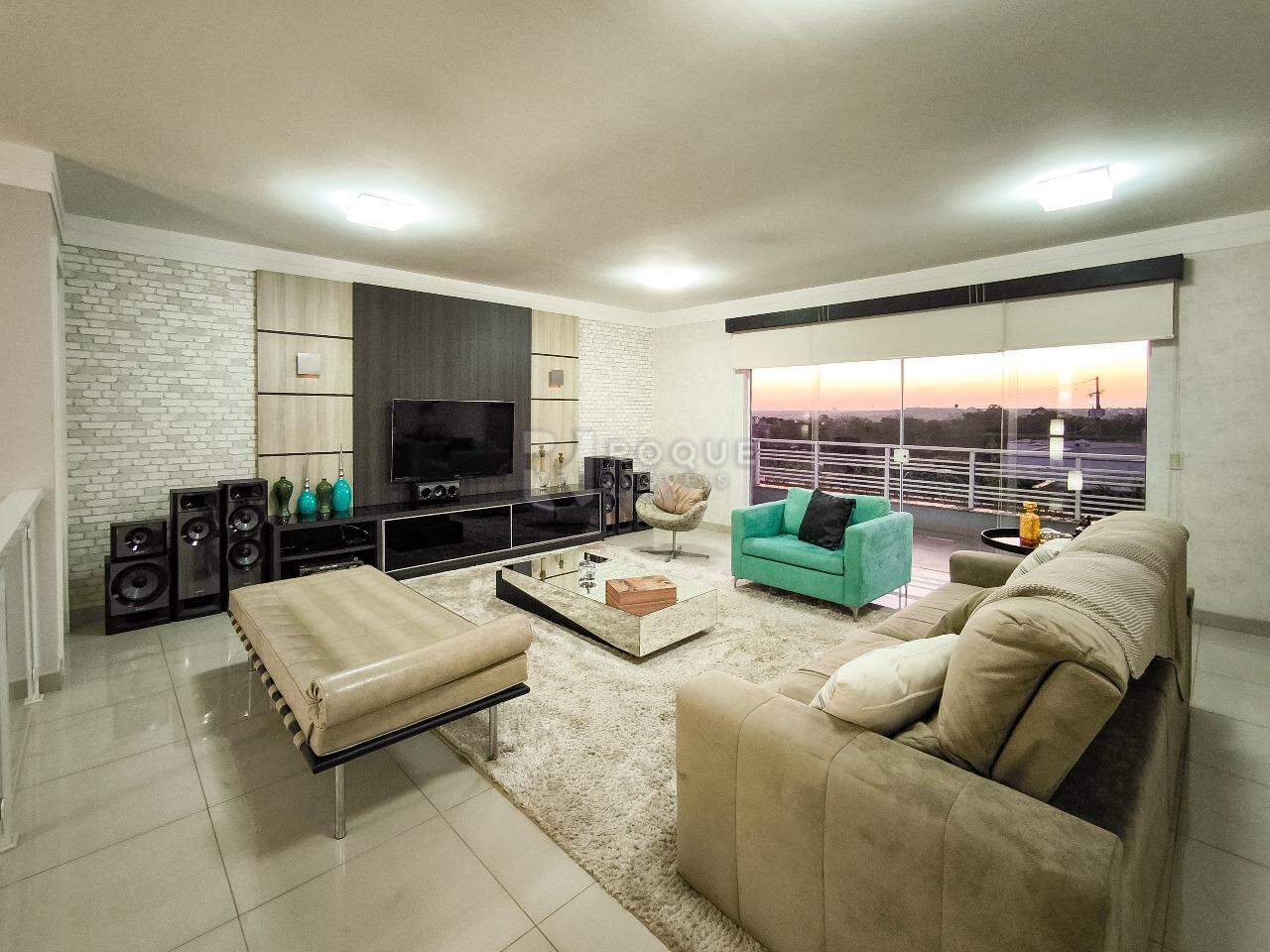 Casa em condomínio à venda no bairro Residencial Ilha de Bali: SALA DE TV