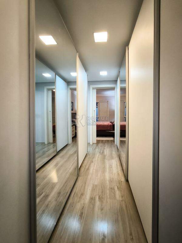 Casa em condomínio à venda no bairro Residencial Ilha de Bali: CLOSET SUÍTE MASTER