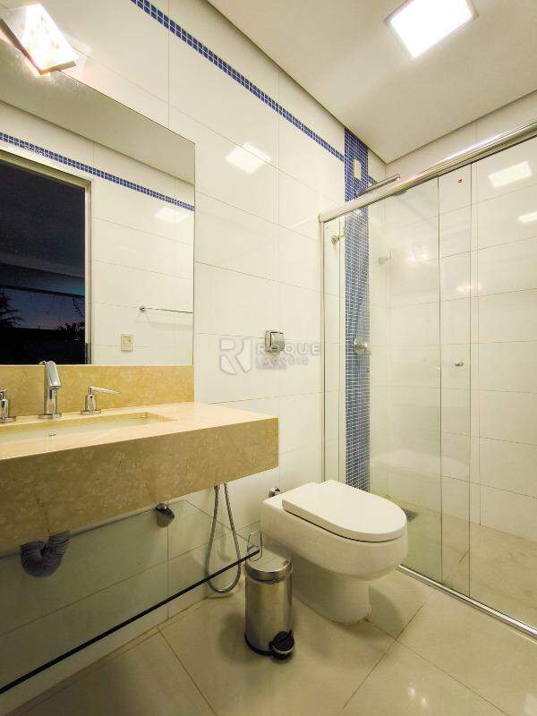 Casa em condomínio à venda no bairro Residencial Ilha de Bali: BANHEIRO SOCIAL EXTERNO