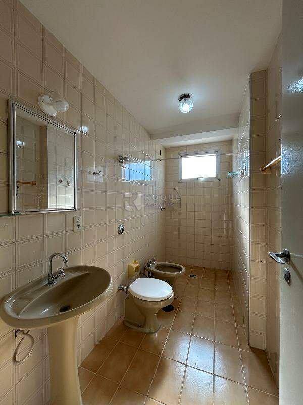 Apartamento para aluguel no bairro Cidade Jardim: WC suíte