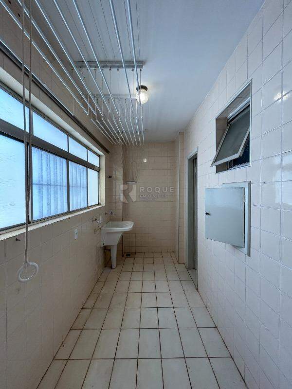 Apartamento para aluguel no bairro Cidade Jardim: Área de serviço 