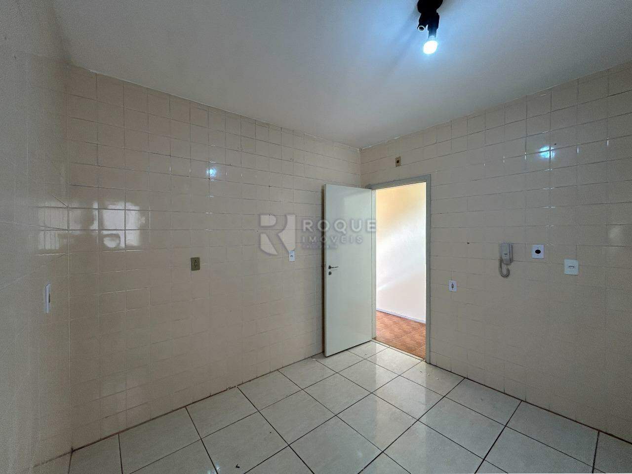Apartamento para aluguel no bairro Cidade Jardim: Cozinha