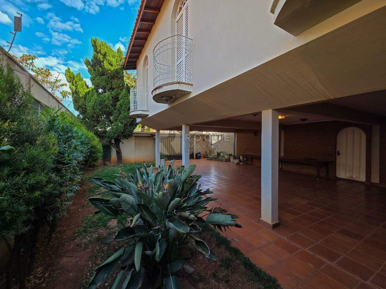 Casa Residencial para aluguel no bairro Jardim Montezuma: Área externa