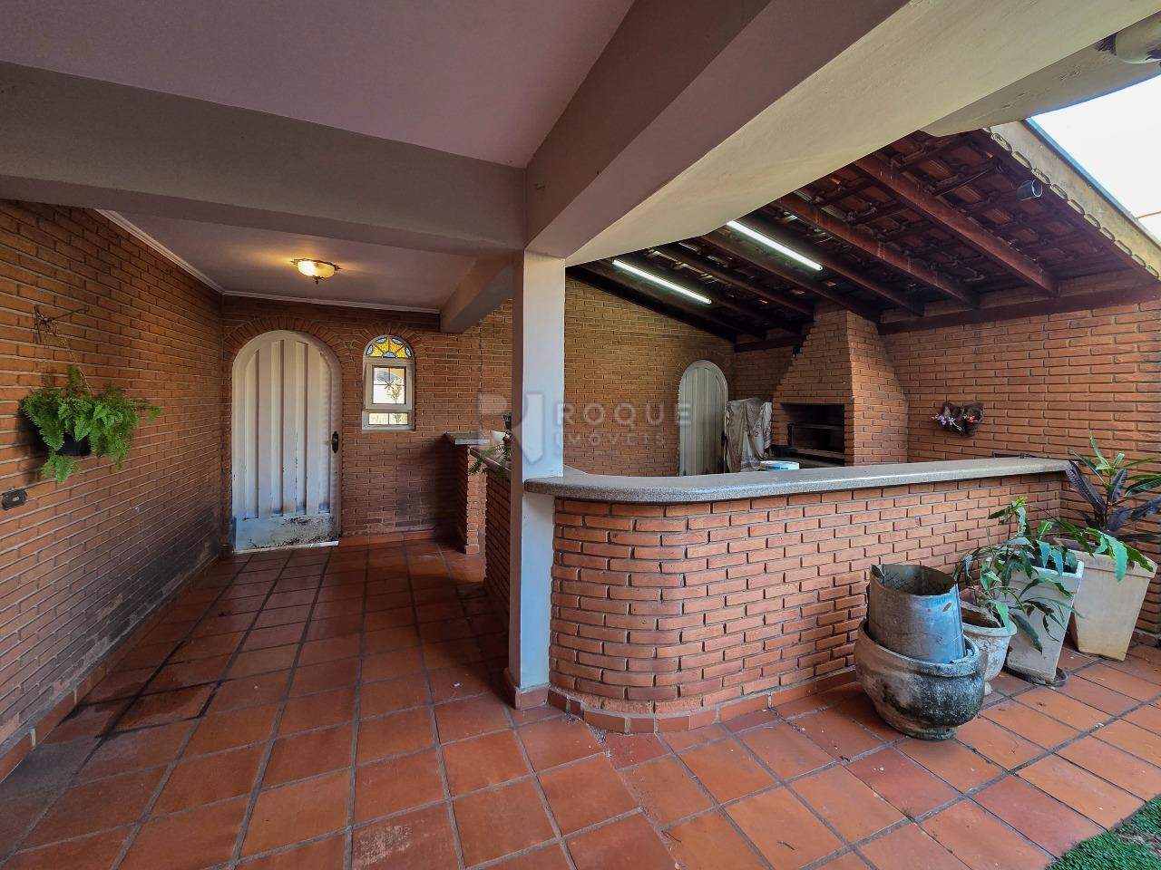 Casa Residencial para aluguel no bairro Jardim Montezuma: Churrasqueira