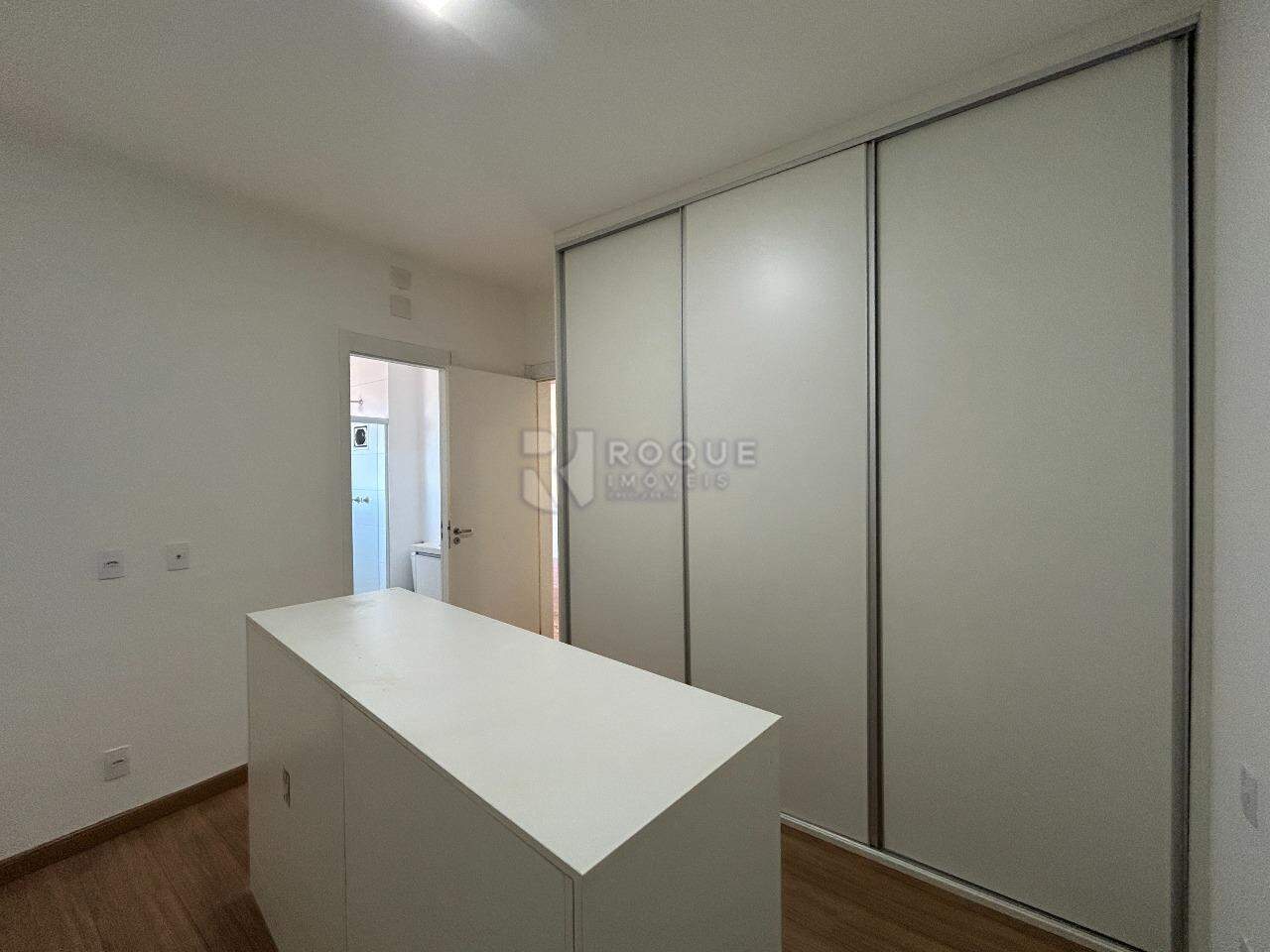 Apartamento para aluguel no bairro Jardim Senador Vergueiro: Dormitório 2 suíte