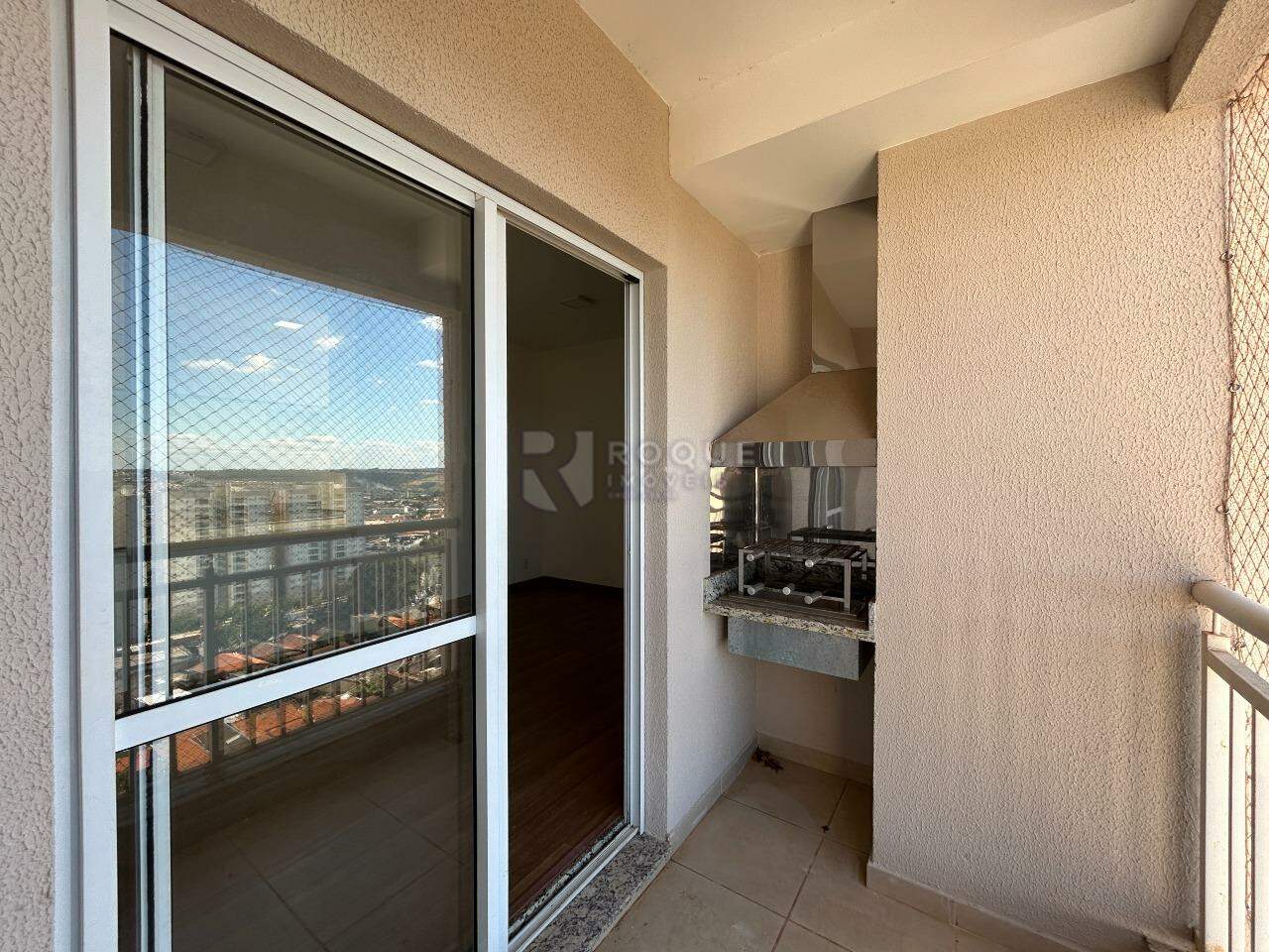Apartamento para aluguel no bairro Jardim Senador Vergueiro: Sacada 