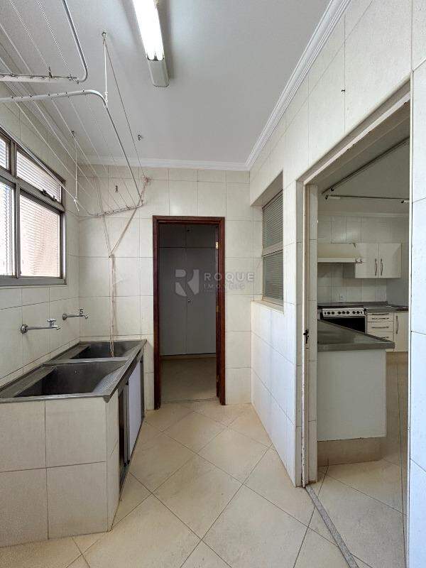 Apartamento para aluguel no bairro Centro: Área de serviço 