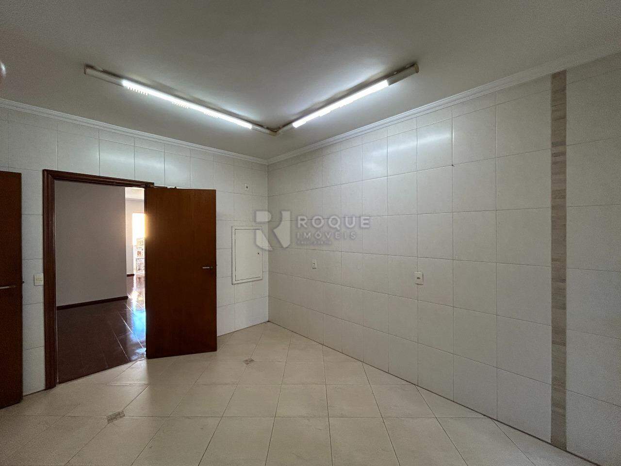 Apartamento para aluguel no bairro Centro: Cozinha 